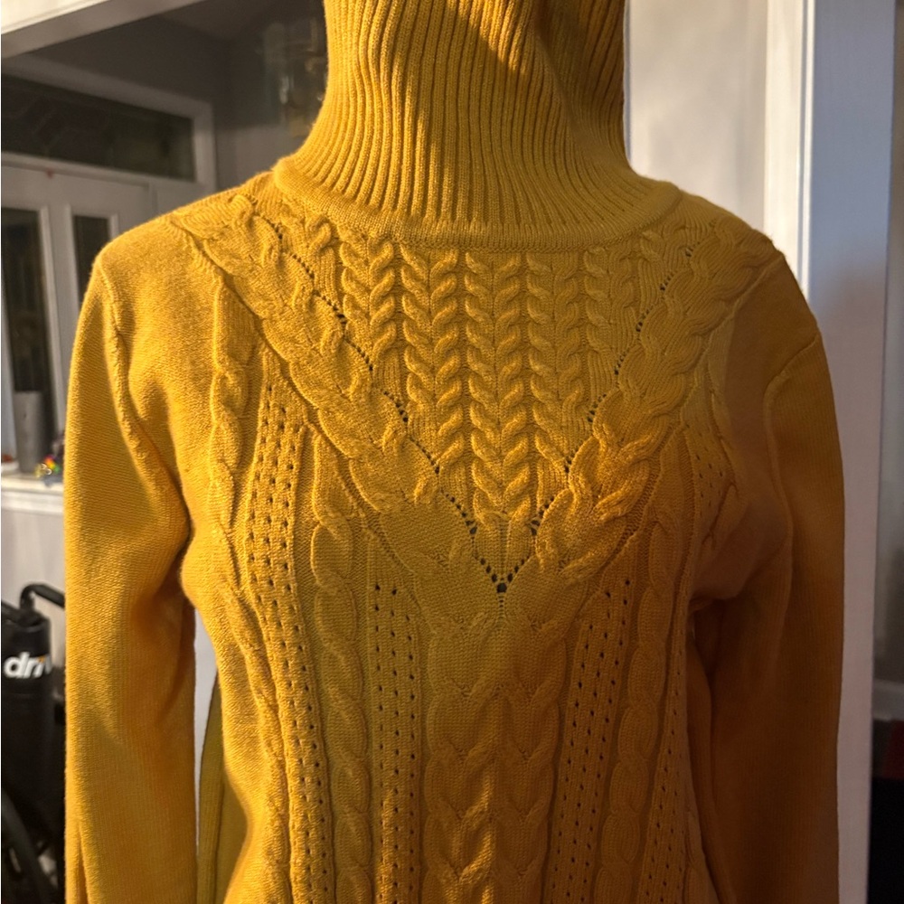 NEW Yellow Cable Knit Turtleneck Sweater Never Worn NWOT